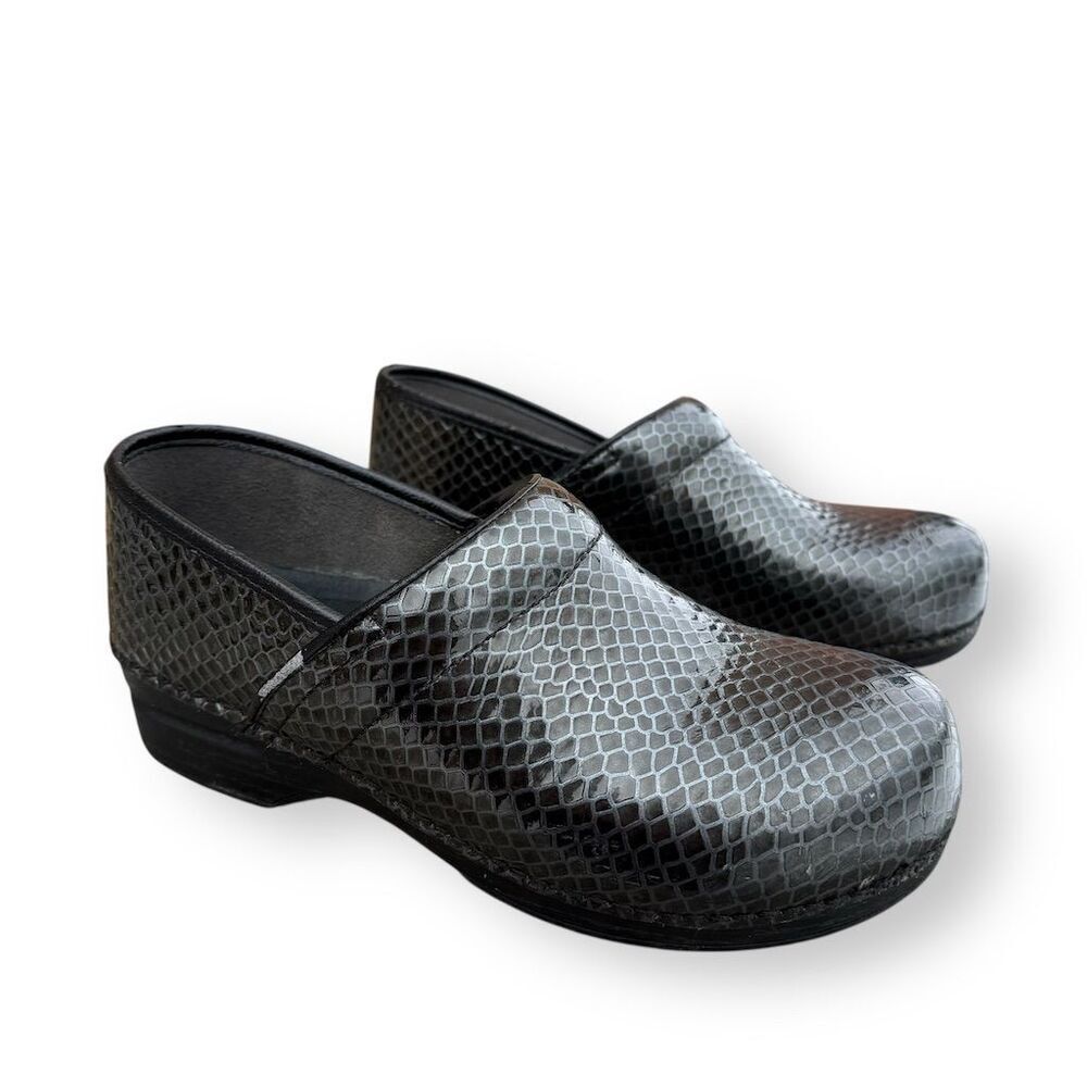 Dansko XP Women's Black Snake Pring Clogs Size 9.5-10 Slip-Resistant Work Shoes - Picture 12 of 13